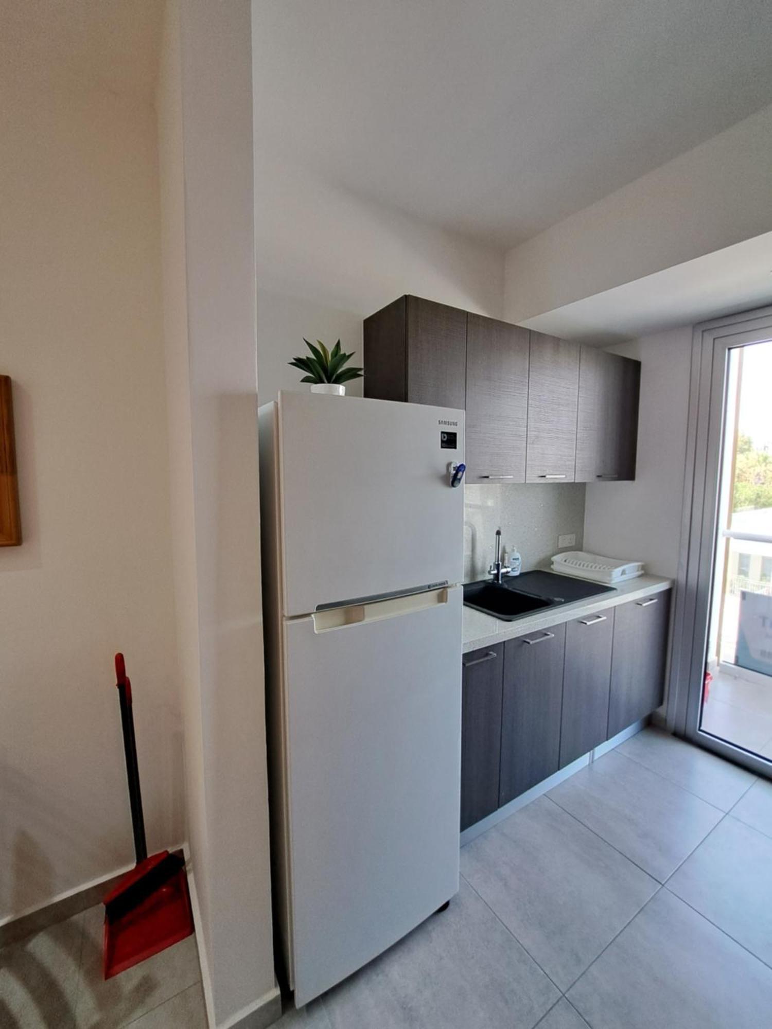 Albert'S Apartment St Lazarus 402 B - First Floor Larnaca Ngoại thất bức ảnh