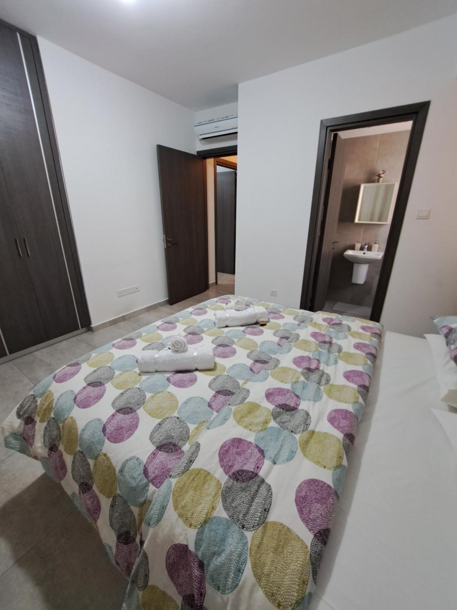 Albert'S Apartment St Lazarus 402 B - First Floor Larnaca Ngoại thất bức ảnh